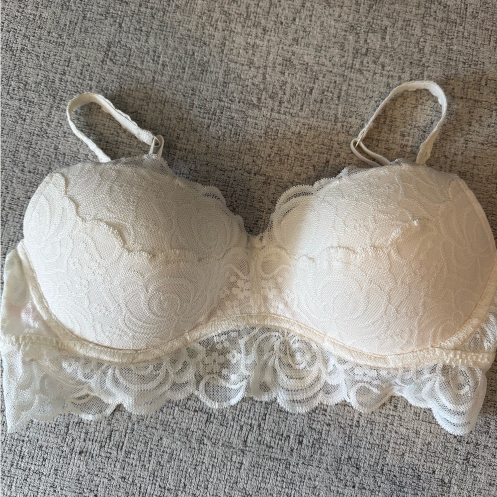 Victoria's Secret PINK Cream Lace Bra Wireless